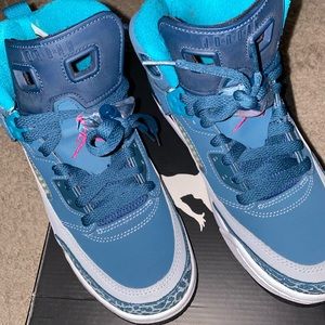 Jordan Spizike BG Sneakers